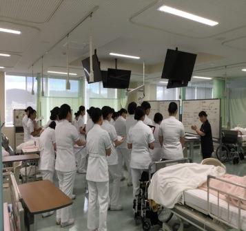 【看護学科】　授業の出来事