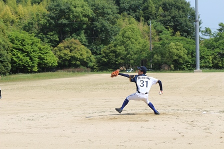 岡山県専門学校交流スポーツ大会の予選が行われました。（軟式野球・サッカー）