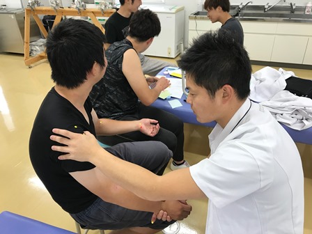【鍼灸学科】　からだを知る