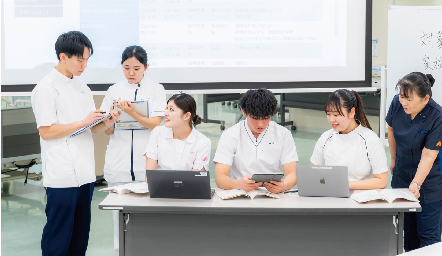 他学科と連携した実践的な教育を行っている様子