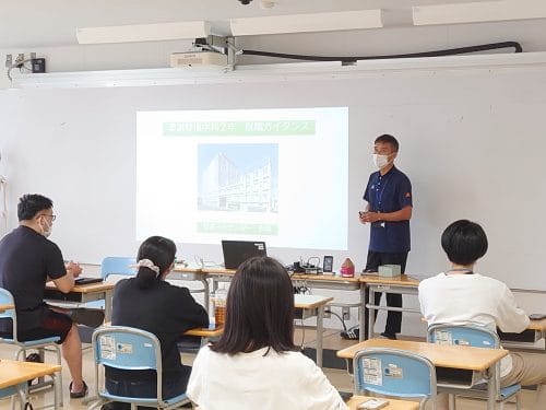 【柔道整復学科】 2年生対象「就職ガイダンス」を開催